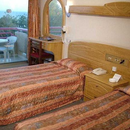 Arsinoe Beach Hotel Limassol Extérieur photo