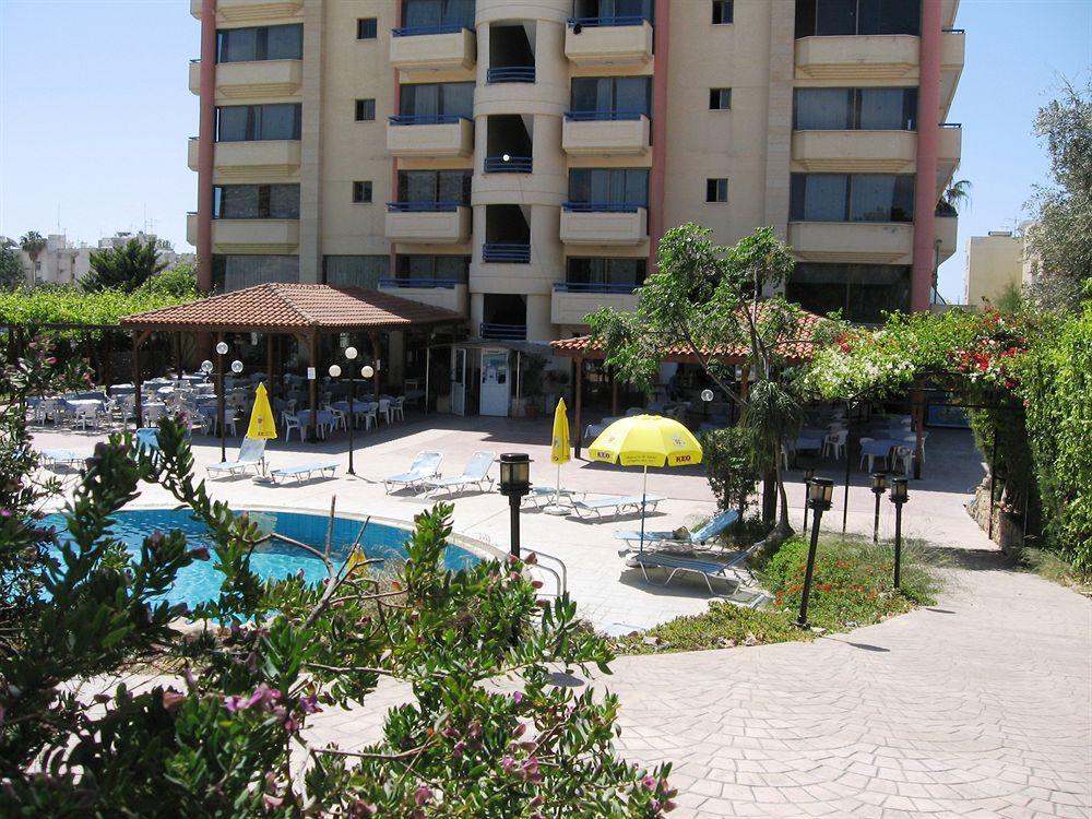 Arsinoe Beach Hotel Limassol Extérieur photo