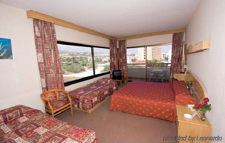 Arsinoe Beach Hotel Limassol Extérieur photo